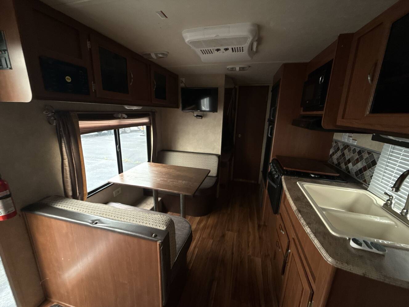 A photo of this 2016 Forest River SALEM CRUISE LITE 261BHXL