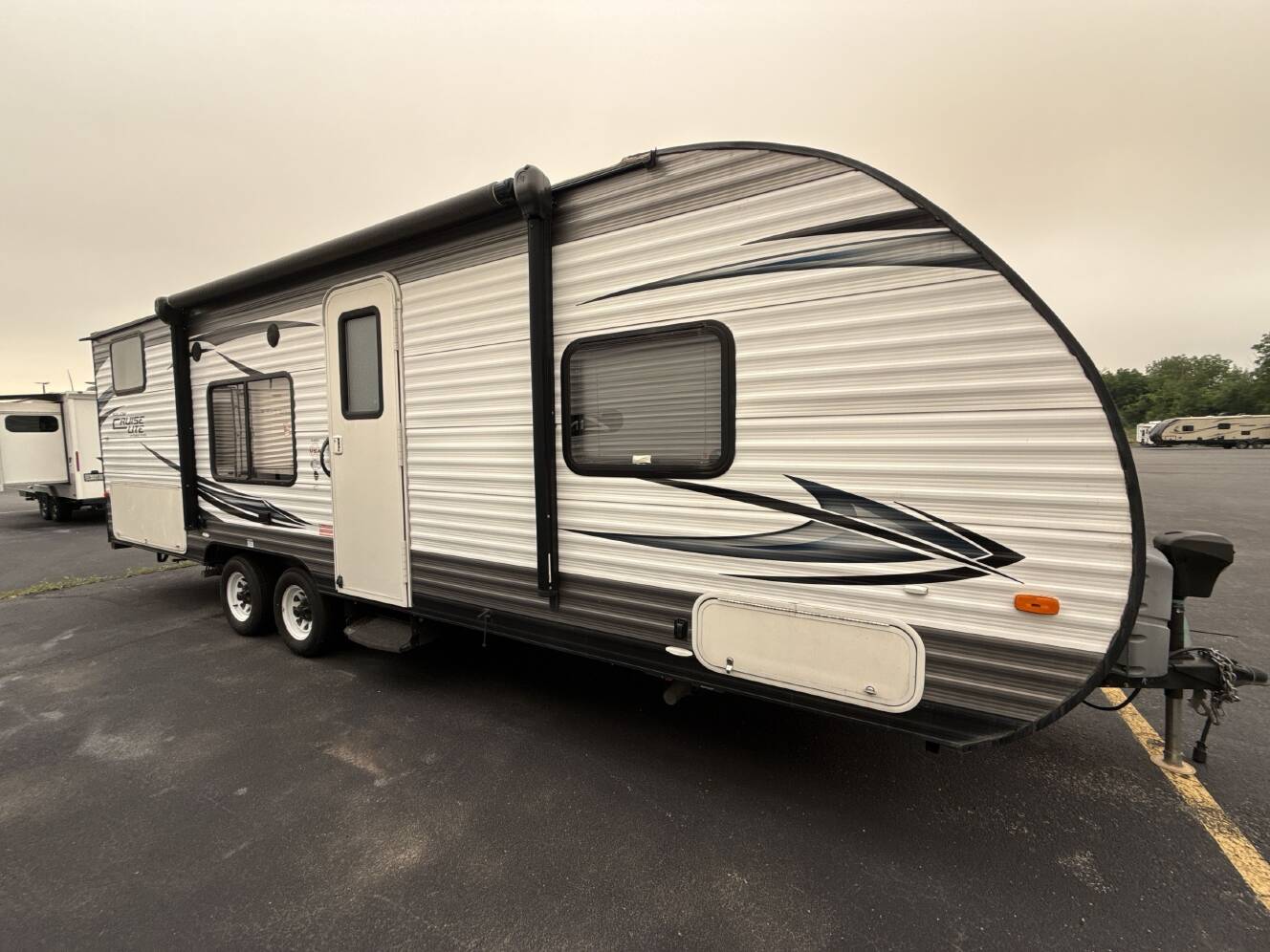 A photo of this 2016 Forest River SALEM CRUISE LITE 261BHXL