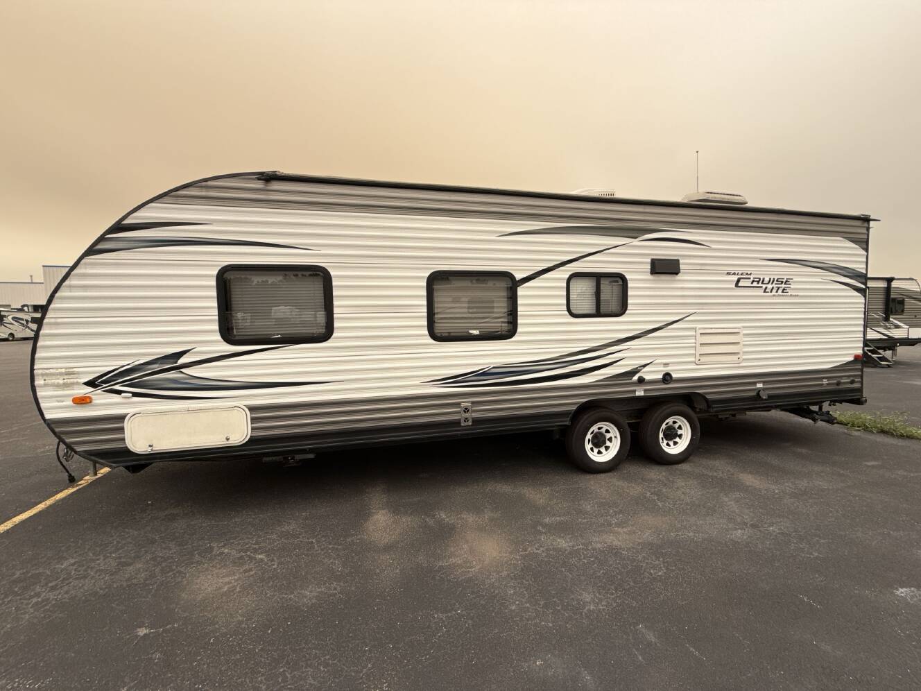 A photo of this 2016 Forest River SALEM CRUISE LITE 261BHXL