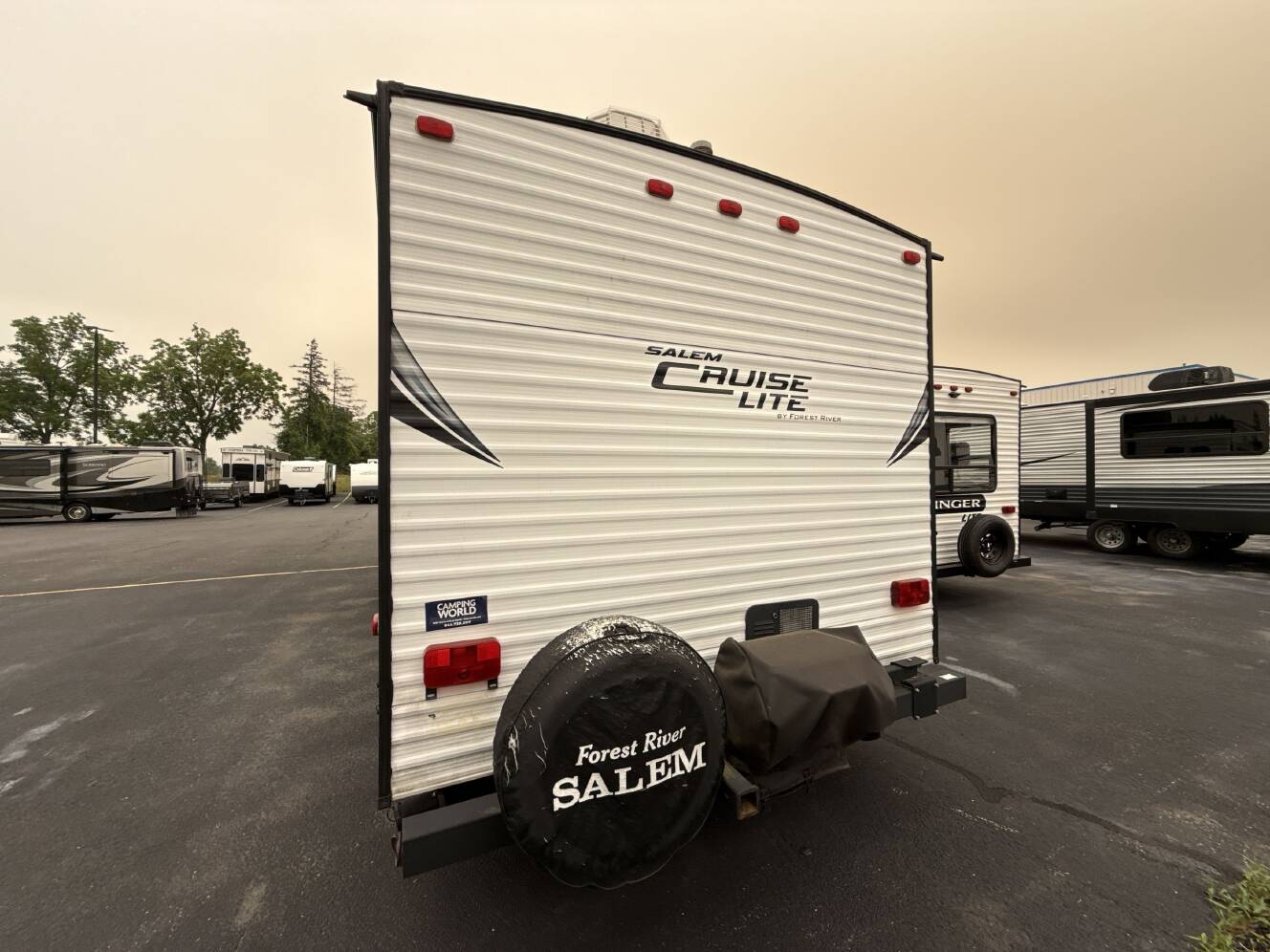 A photo of this 2016 Forest River SALEM CRUISE LITE 261BHXL