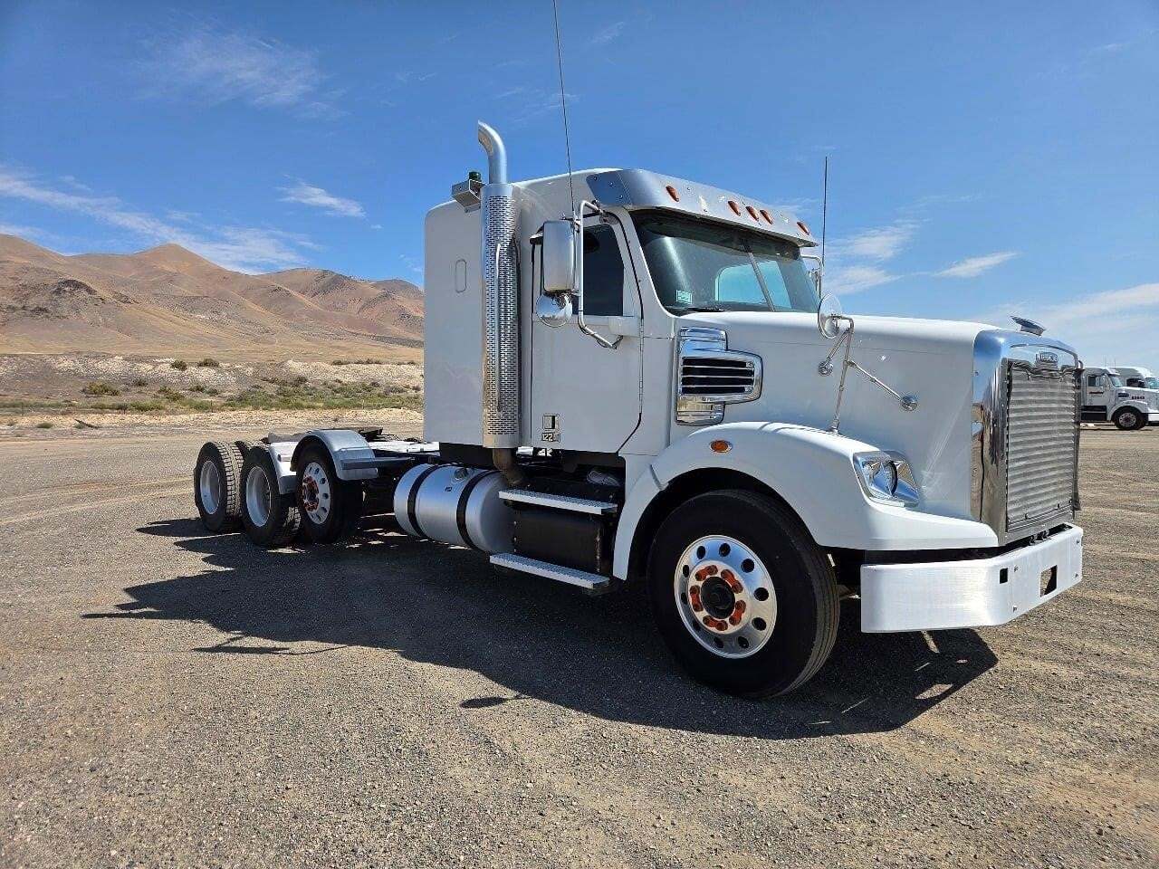 2022 FREIGHTLINER 122SD in Commerce City, CO