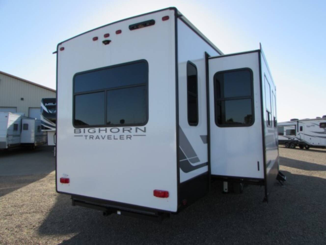 A photo of this 2023 Heartland BIGHORN M39MB