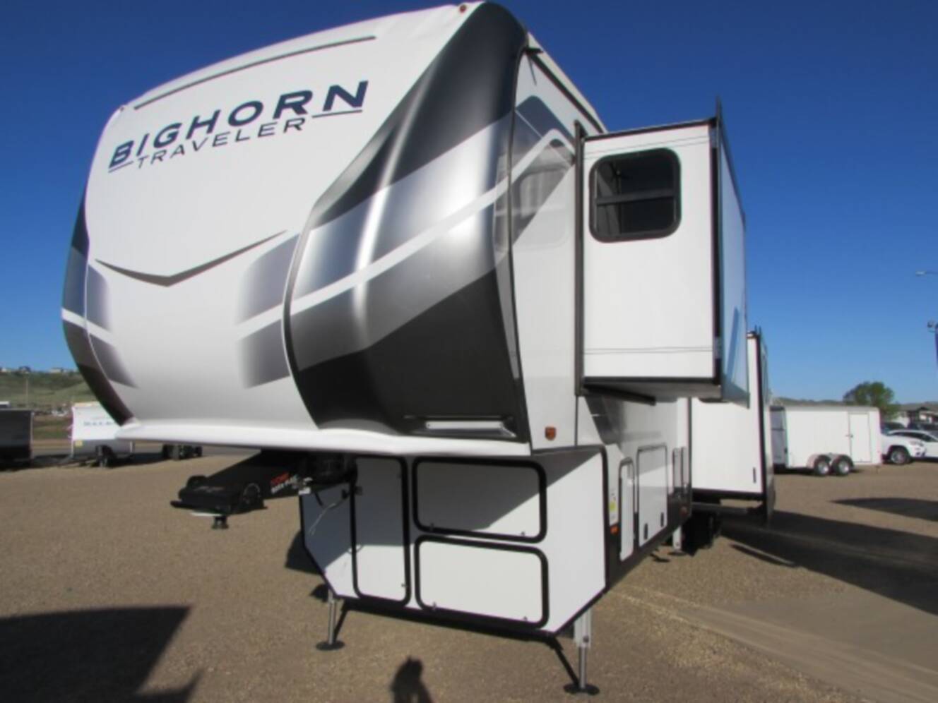 A photo of this 2023 Heartland BIGHORN M39MB