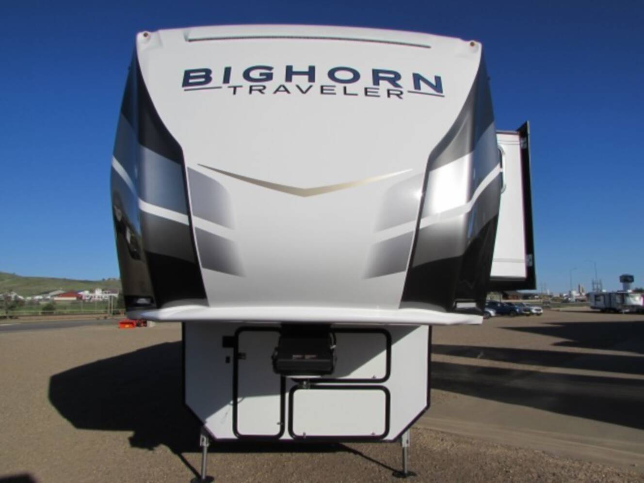 A photo of this 2023 Heartland BIGHORN M39MB