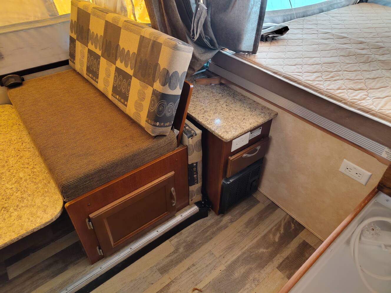 A photo of this 2013 Coachmen CLIPPER 1285SST