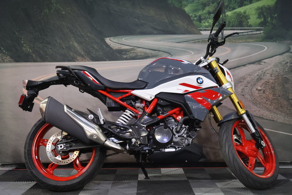 2021 BMW G 310 R Style Sport 310 R in Chatsworth, CA