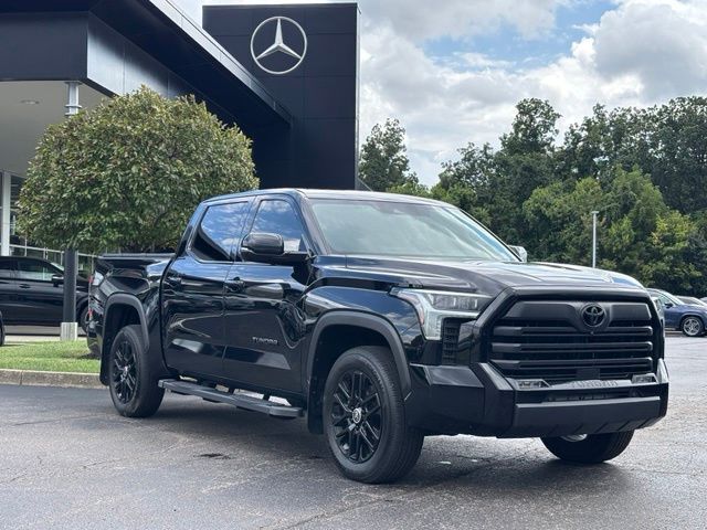 2024 TOYOTA TUNDRA in West Chester, OH