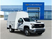 Commercial Trucks with the Highest Towing and Payload Capacities image