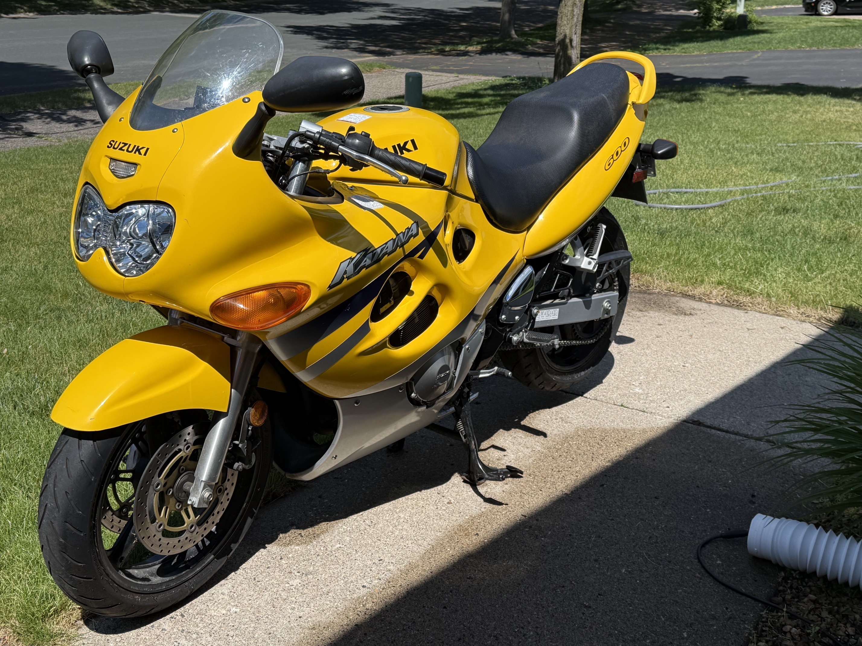 2002 Suzuki KATANA 600 600 in Farmington, MN