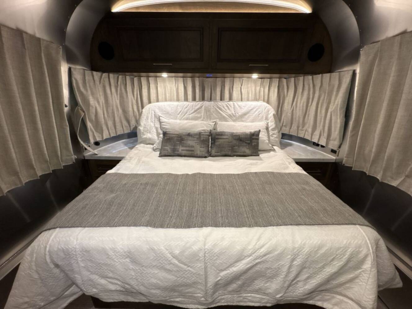 A photo of this 2026 Airstream Classic 30RB