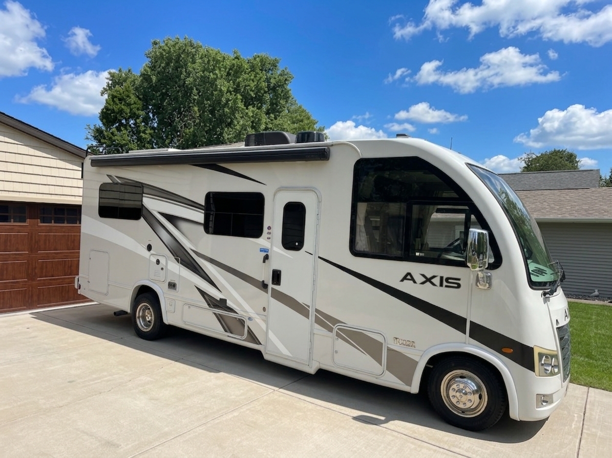 2024 Thor Motor Coach AXIS 24 1 in oshkosh WI