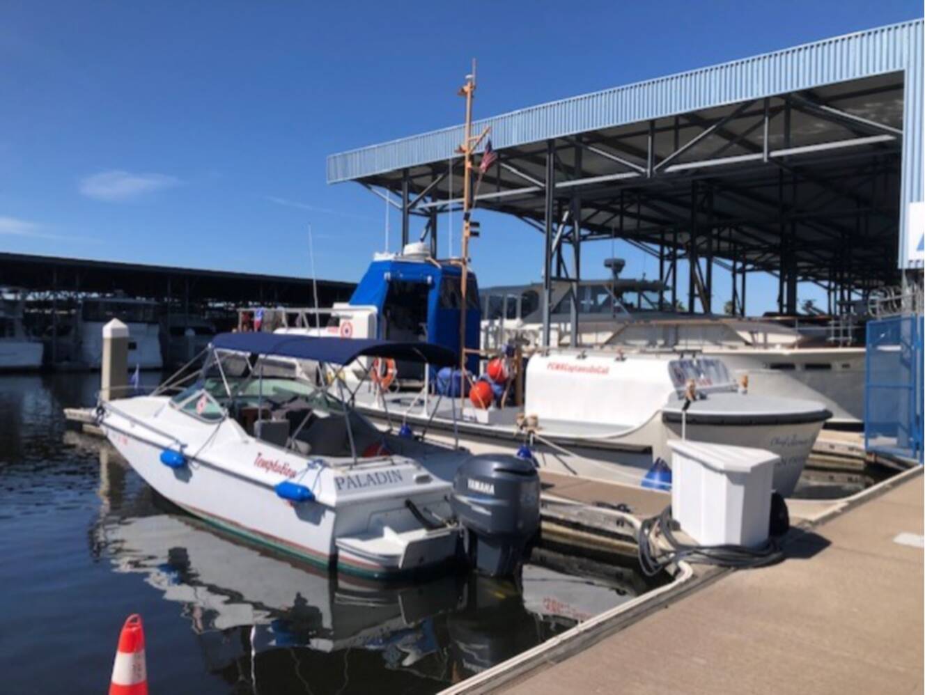 A photo of this 1989 Boston Whaler TEMPTATION 2200