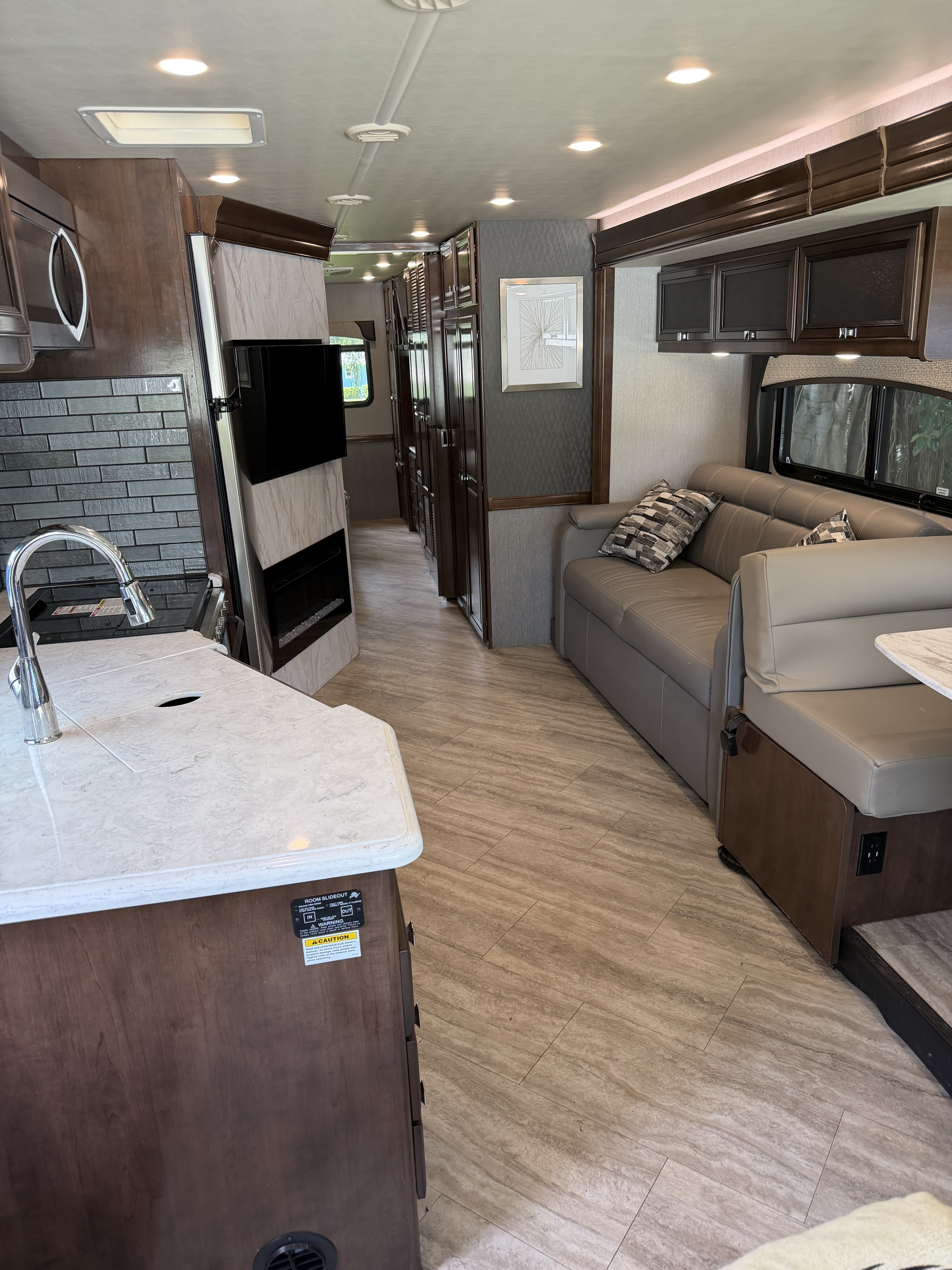 2020 Fleetwood FORTIS 34MB in wellington FL