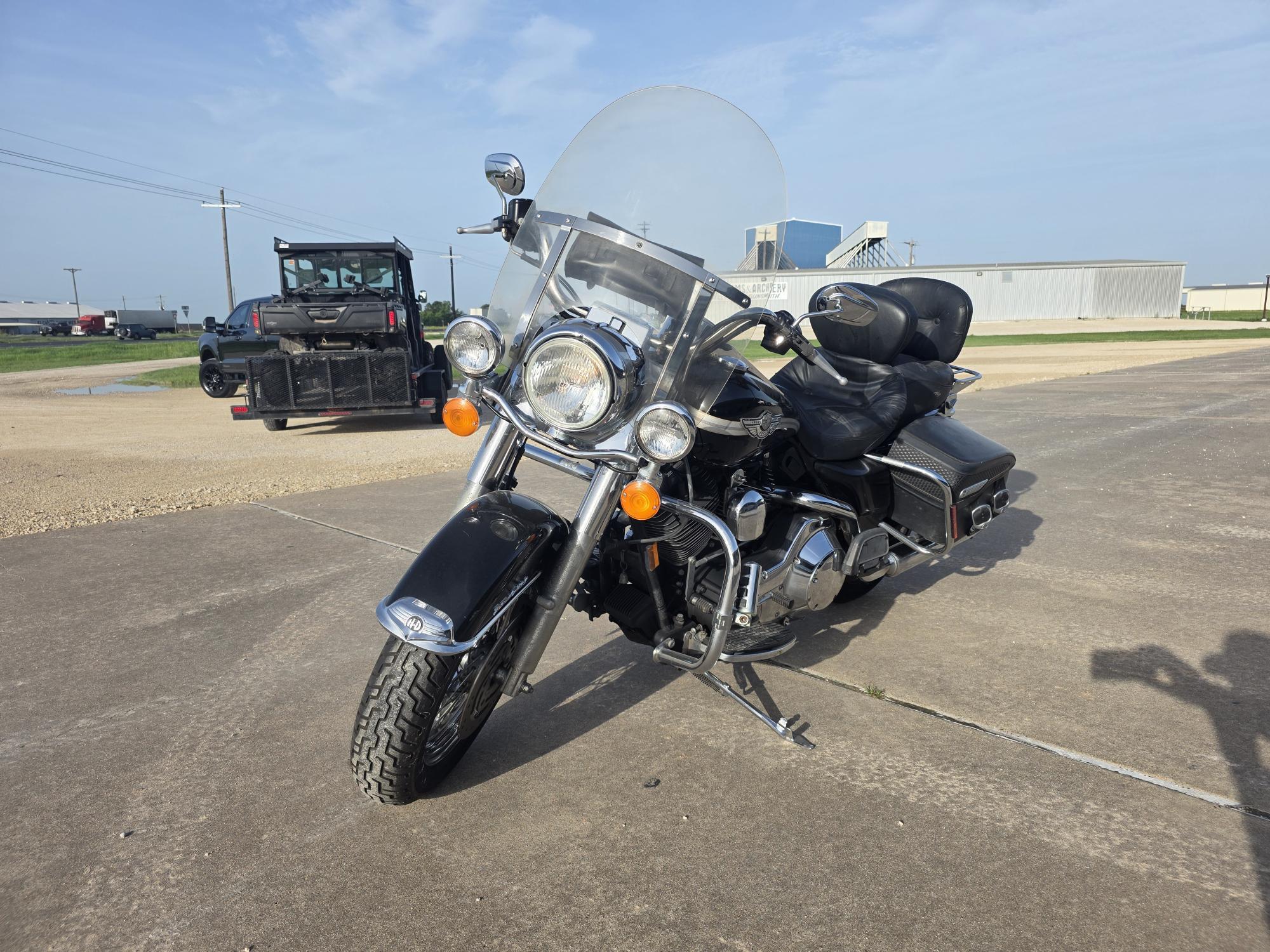 2003 Harley-Davidson ROAD KING CLASSIC CLASSIC in El Campo, TX