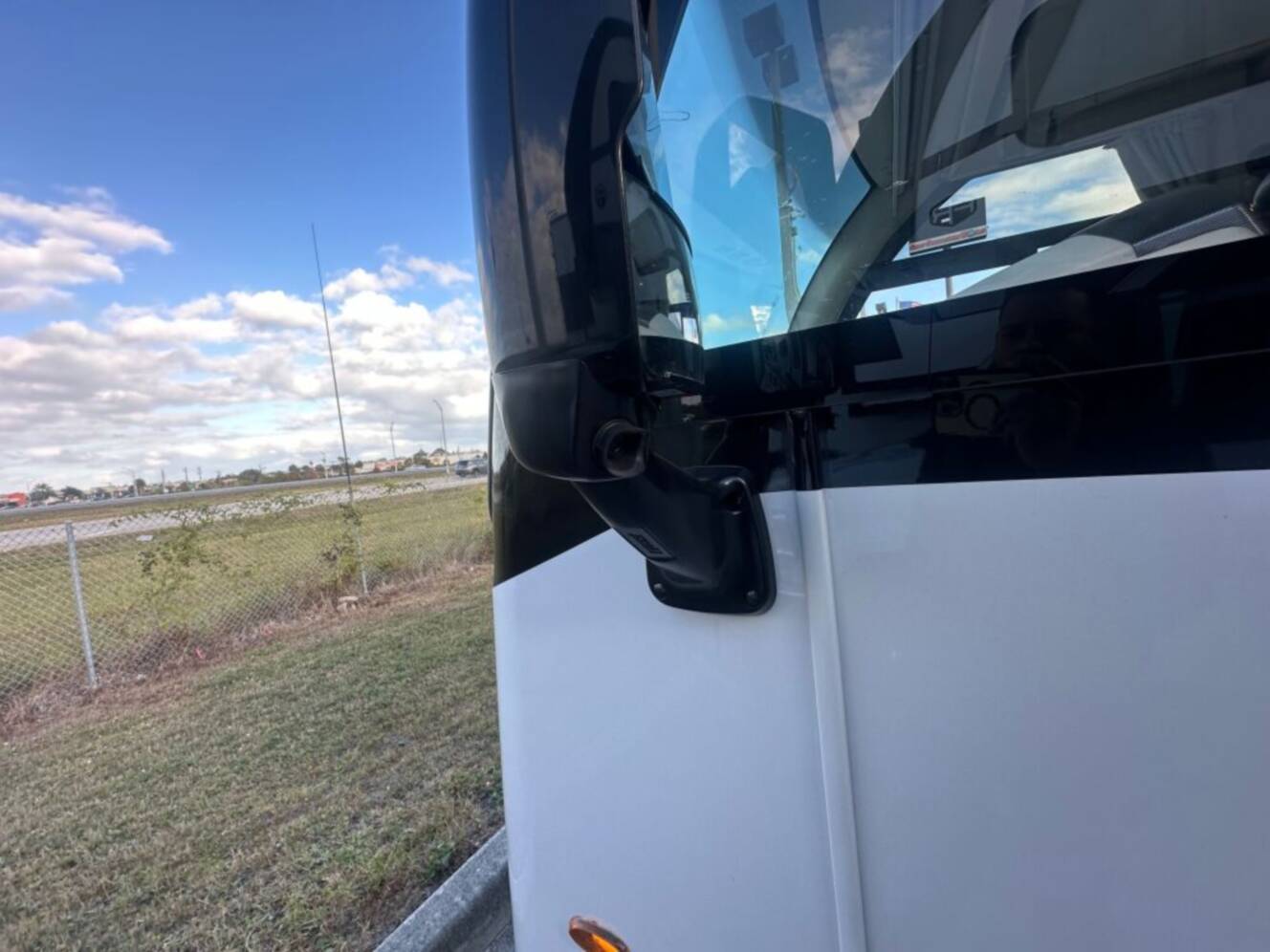 A photo of this 2026 Thor Motor Coach Axis 26.1