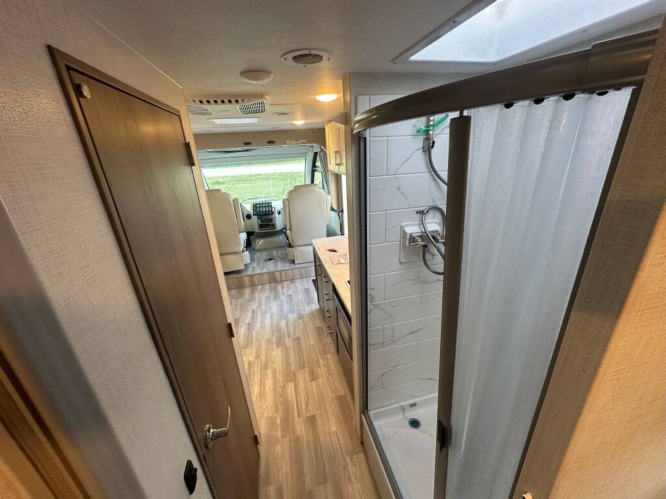 A photo of this 2026 Thor Motor Coach Axis 26.1