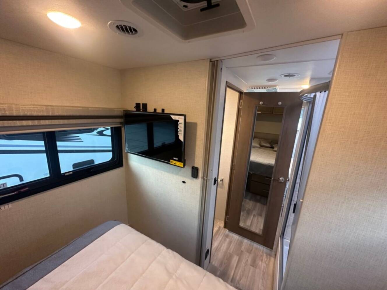 A photo of this 2026 Thor Motor Coach Axis 26.1