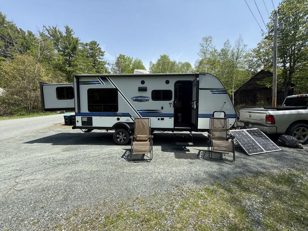 2018 Jayco Jay Feather X213 Baja Edition in plainfield NH
