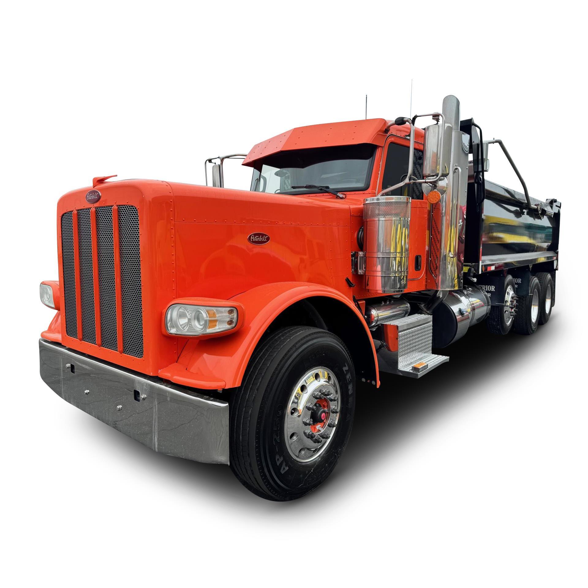 2017 PETERBILT 389 in Pico Rivera, CA