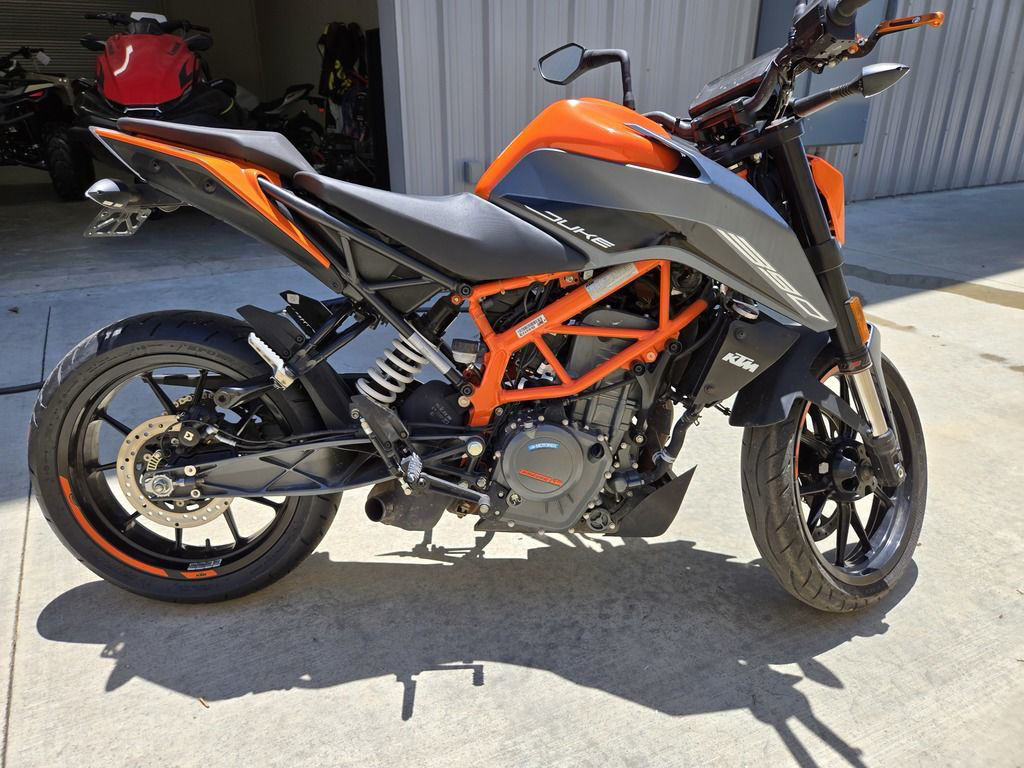 2023 KTM Duke 390 DUKE in Gadsden, AL