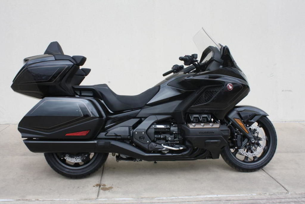 2026 Honda Gold Wing Tour Airbag Automatic DCT 1800 TOUR AUTOMATIC DCT in Surprise, AZ