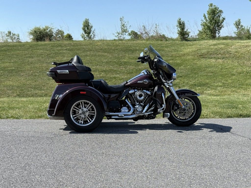 2022 Harley-Davidson FLHTCUTG - Tri Glide Ultra ULTRA CLASSIC in Winchester, VA