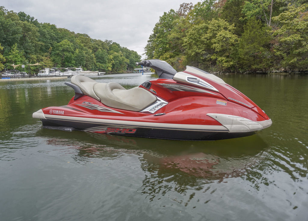2008 Yamaha WaveRunner FX Cruiser SHO in osage beach MO