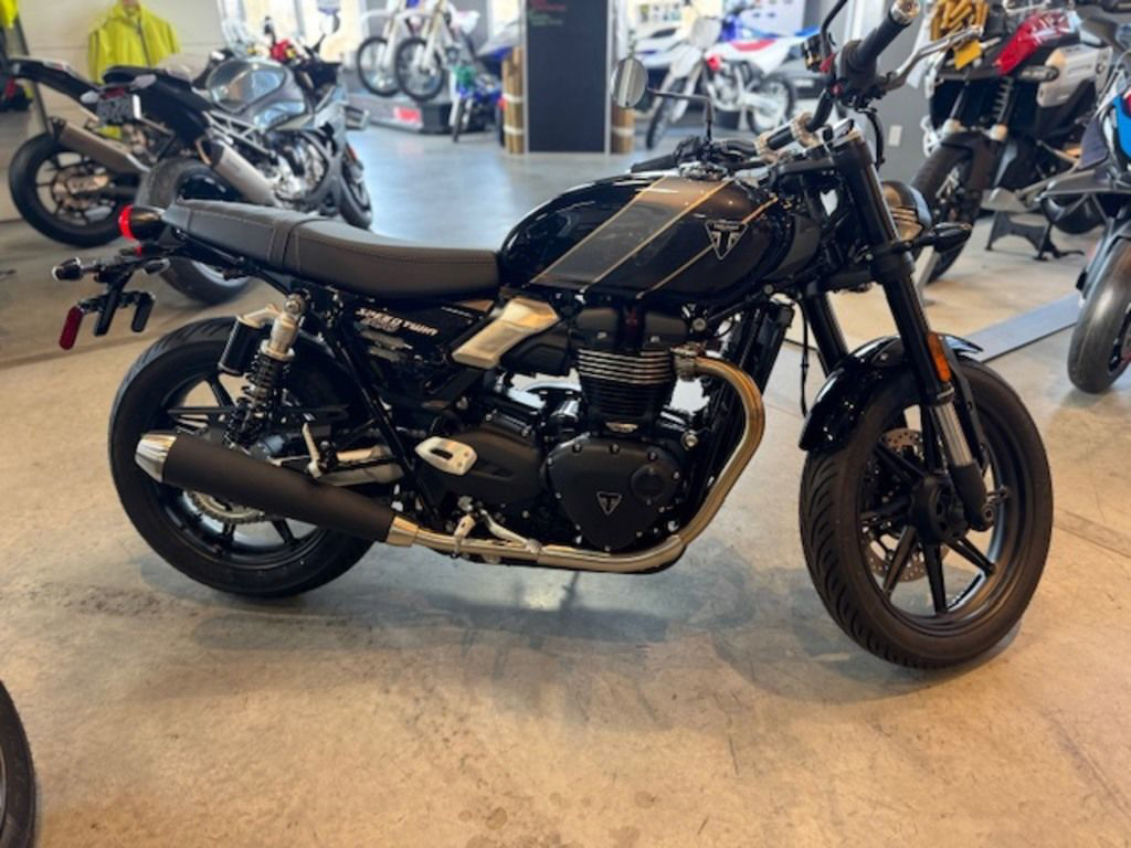 2026 Triumph Speed Twin 900 BASE in Camp Hill, PA