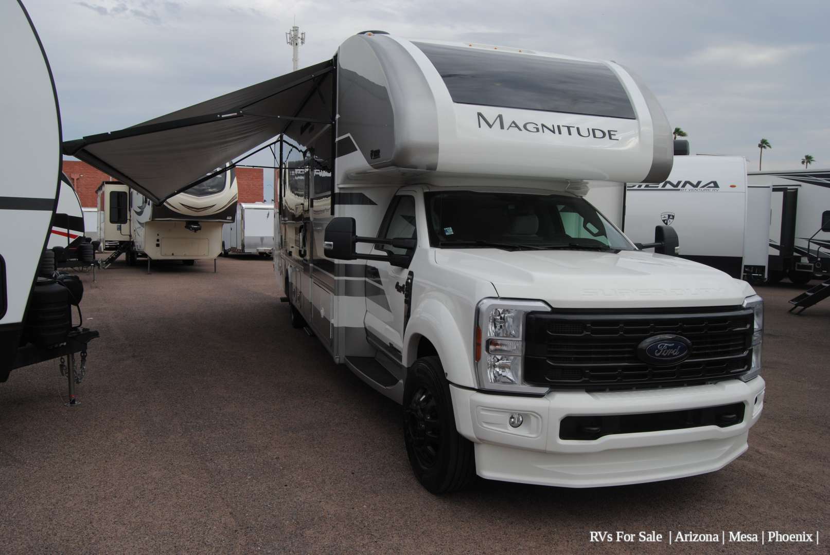 2026 Thor Motor Coach Magnitude Grand F600 R36 in mesa AZ