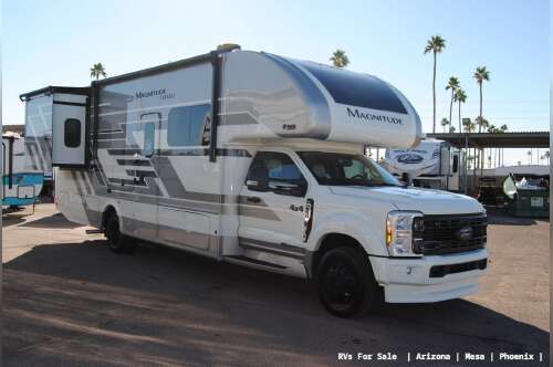 2026 Thor Motor Coach Magnitude Grand F550 X32 in mesa AZ