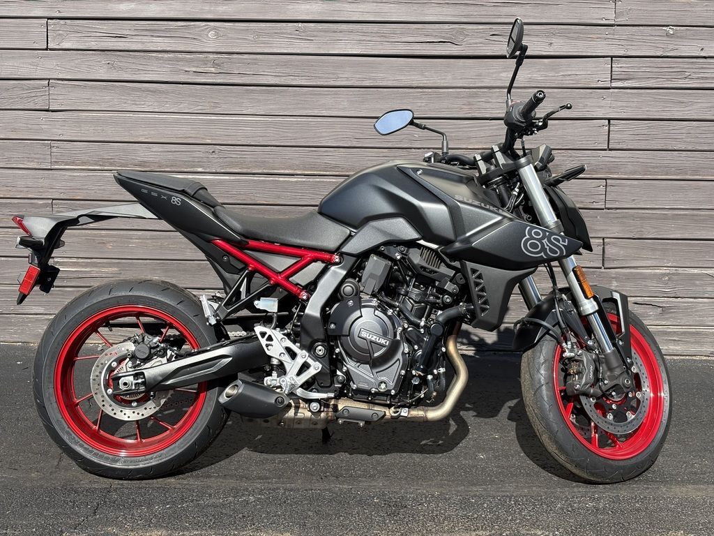 2025 Suzuki GSX-8S 8S in Waynesboro, VA