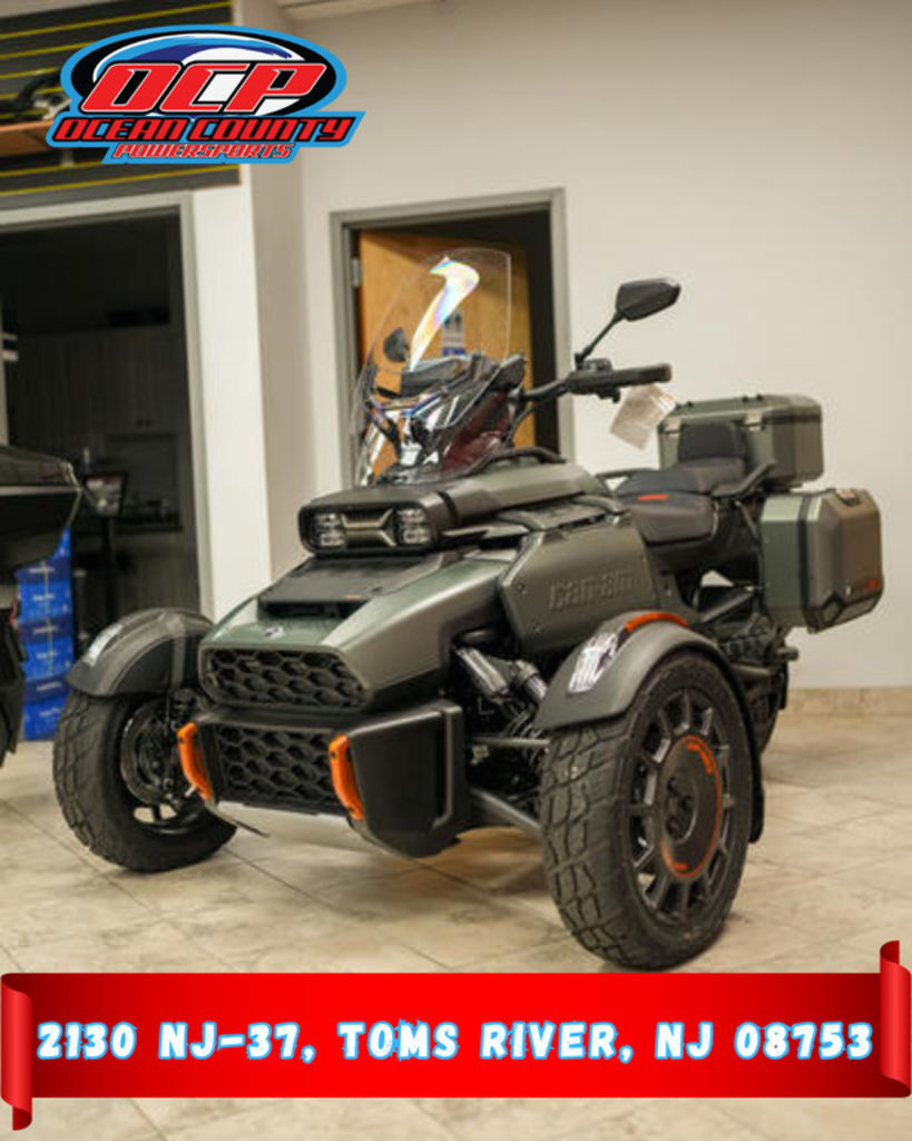 2025 Can-Am Canyon Redrock REDROCK in Toms River, NJ