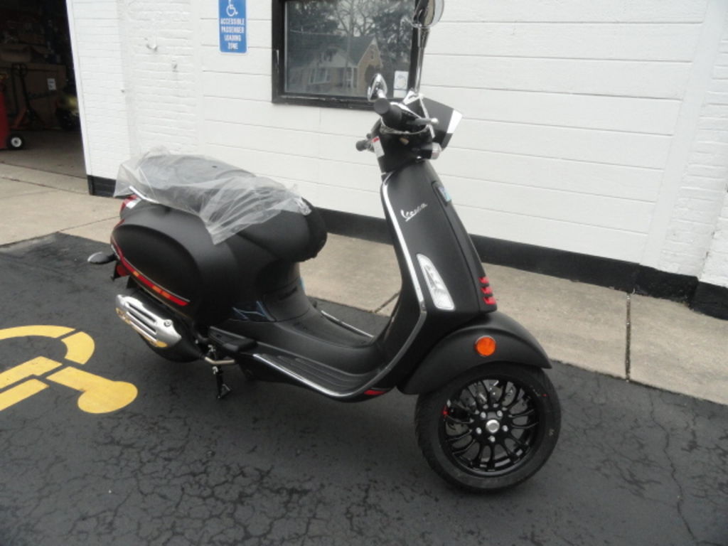 2023 Vespa Sprint 50 S 50 S in Arlington Heights, IL