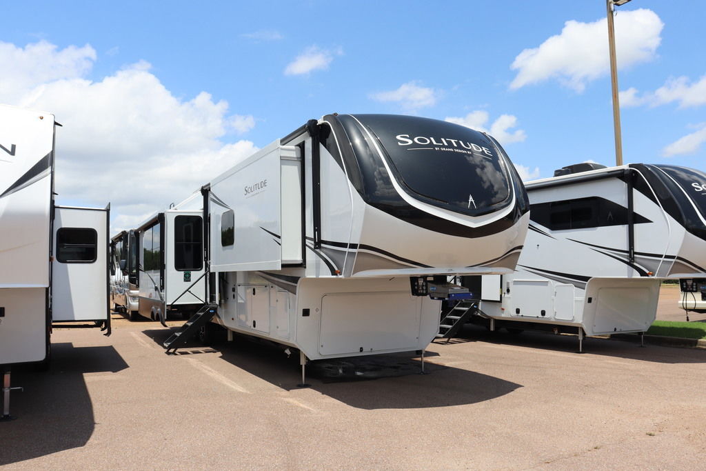 2026 Grand Design Solitude 417KB in southaven MS