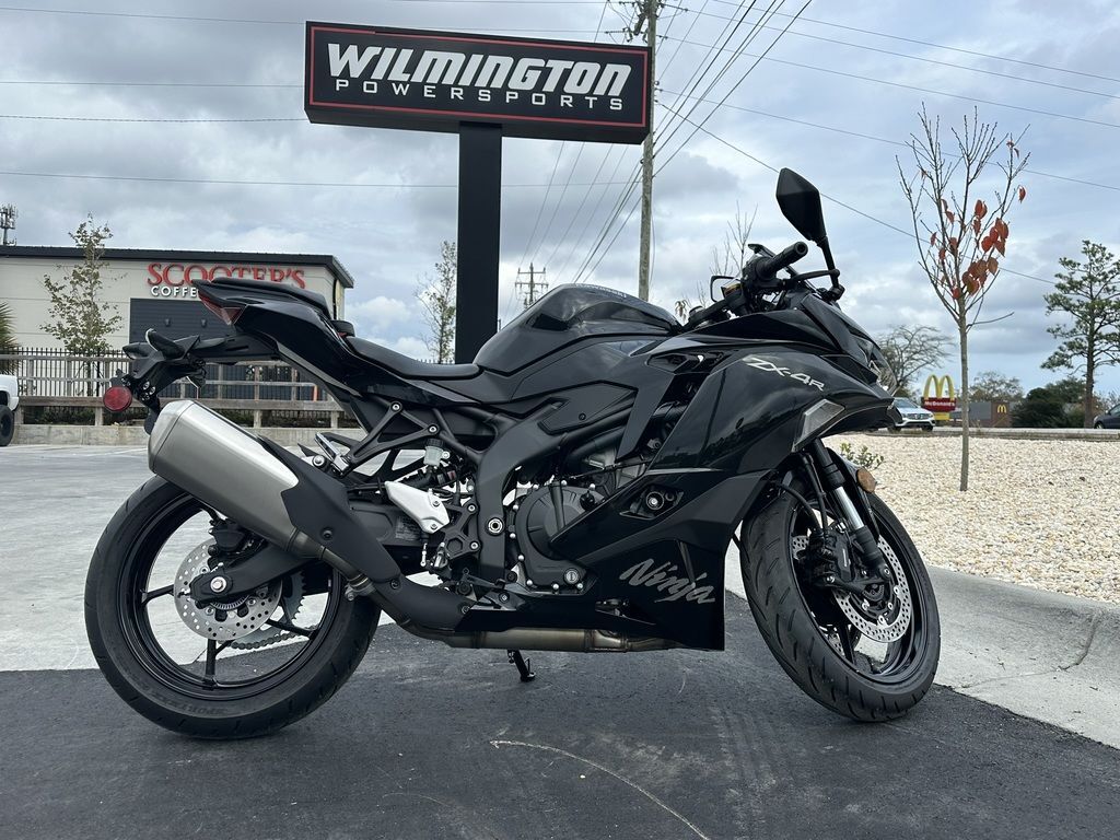 2025 Kawasaki NINJA® ZX -4R ABS ABS in Wilmington, NC