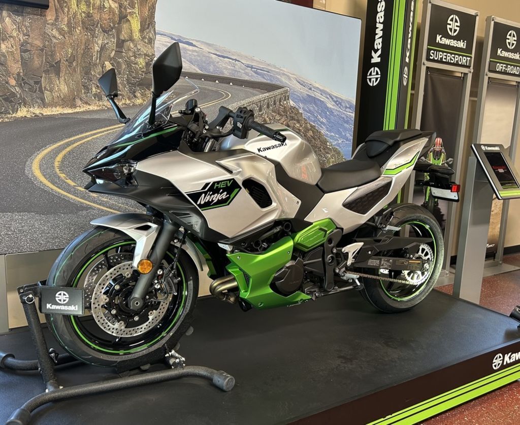 2024 Kawasaki Ninja® 7 Hybrid ABS HYBRID ABS in Escondido, CA
