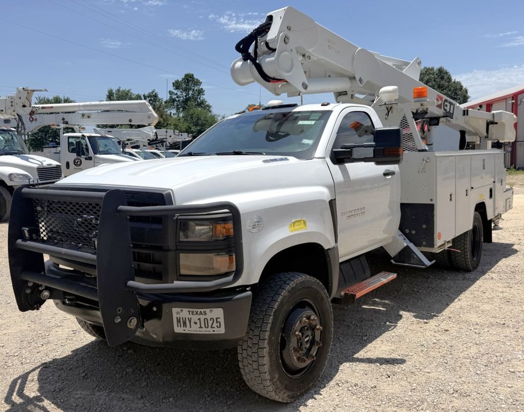 2019 ETI ETC37MH / Chevrolet C6500 4x4 - Bucket Truck in Lindale, TX