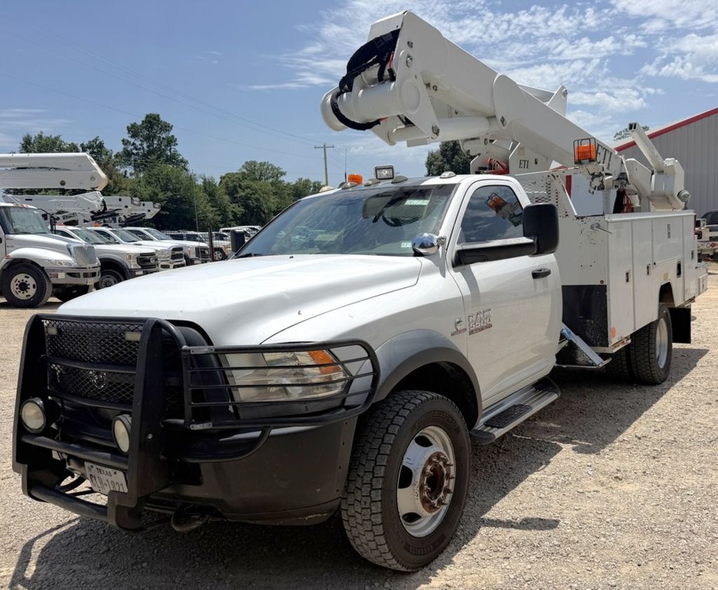 2013 ETI ETC37MH / Ram 5500 4x4 - Bucket Truck in Lindale, TX