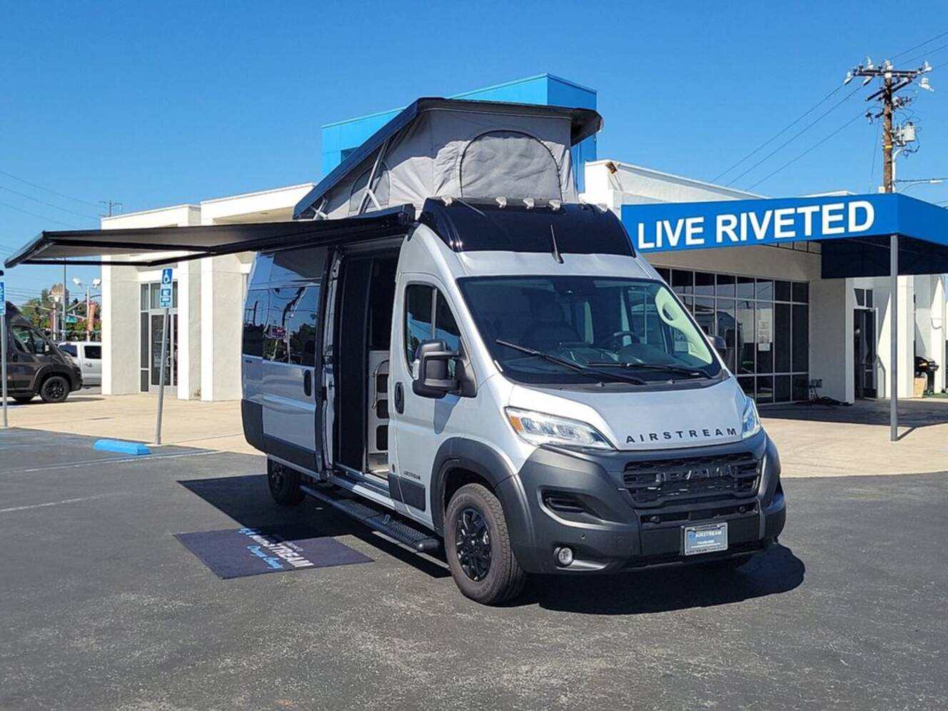 A photo of this 2026 Airstream Rangeline 21 Pop Top