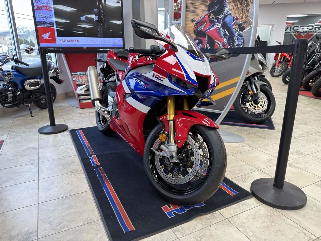 2026 Honda® CBR1000RR-R Fireblade SP 1000RR in Toms River, NJ