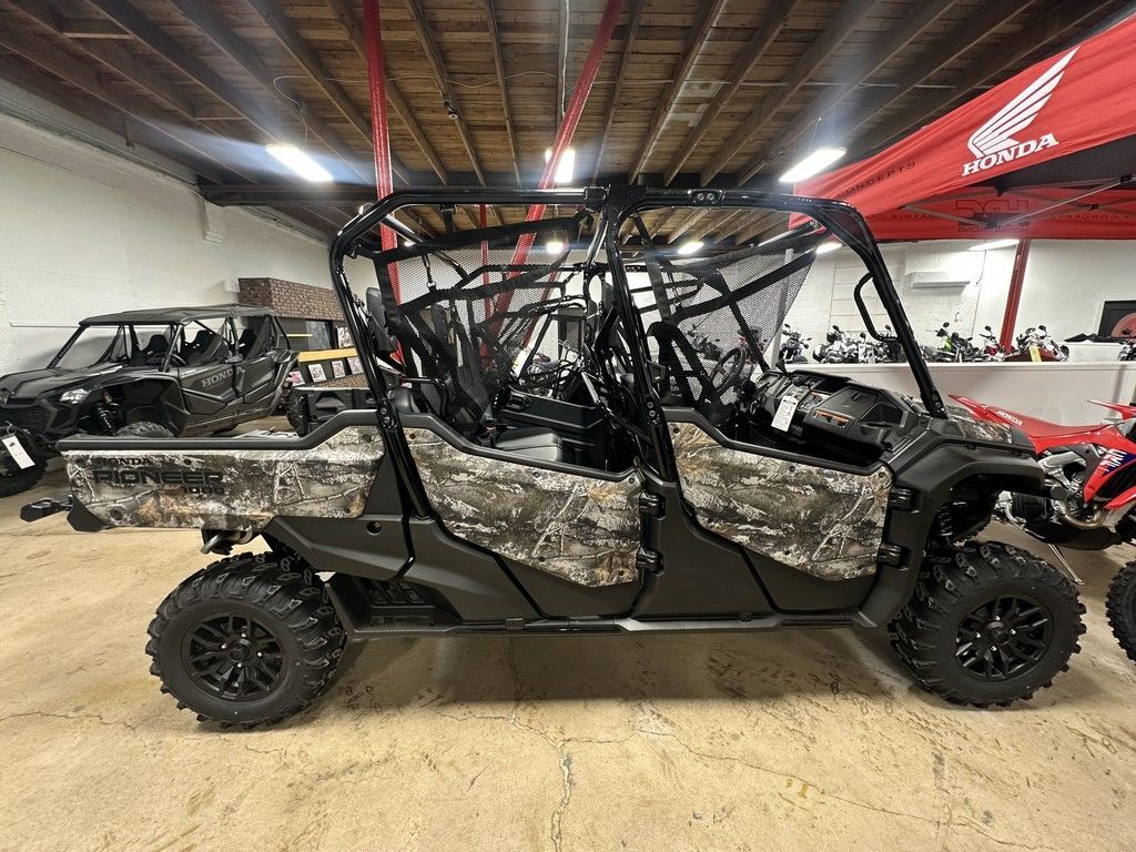2025 Honda® Pioneer 1000-6 Deluxe Crew TrueTimber Atera Camo in williamsport PA