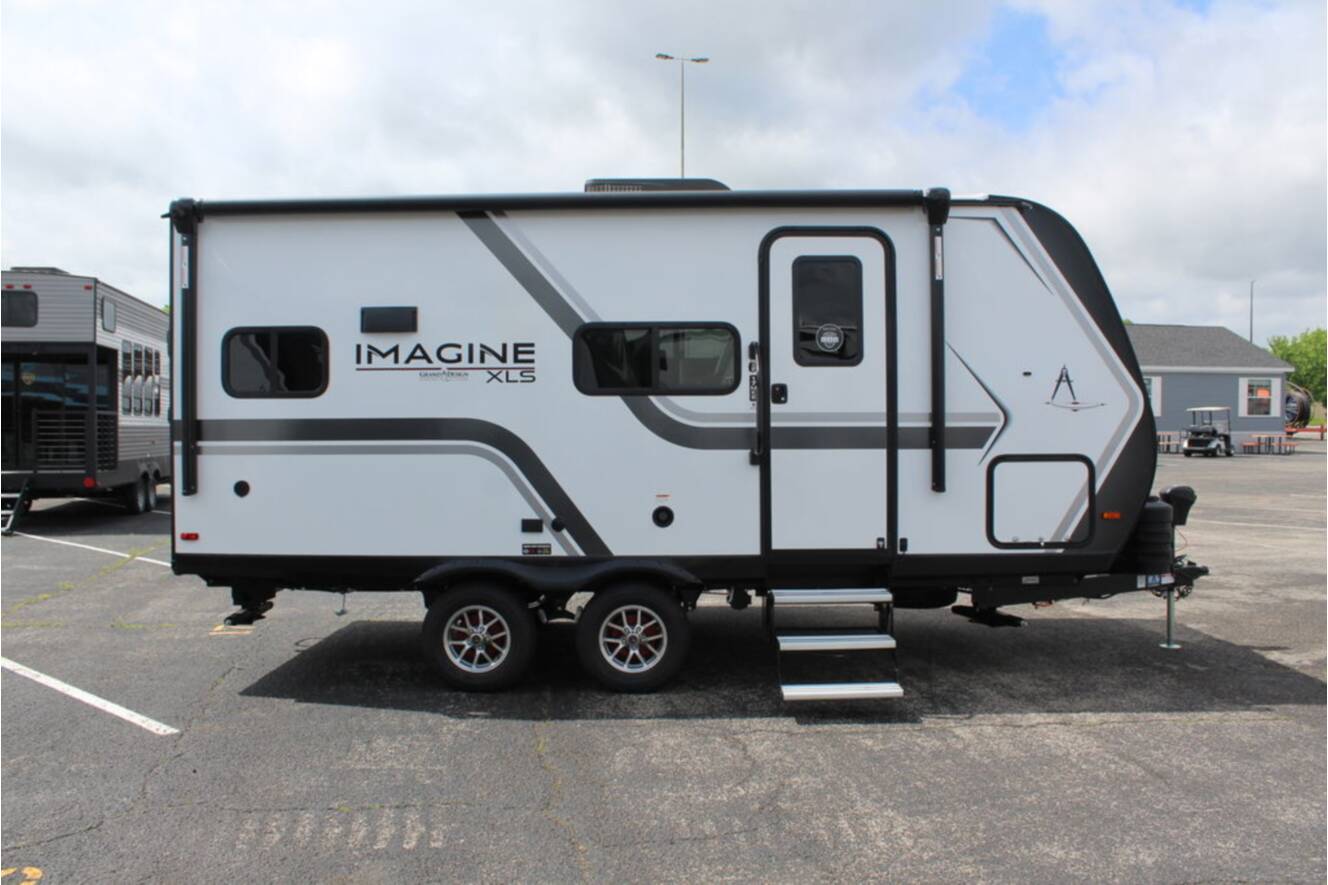 A photo of this 2025 Grand Design Imagine XLS 17MKE