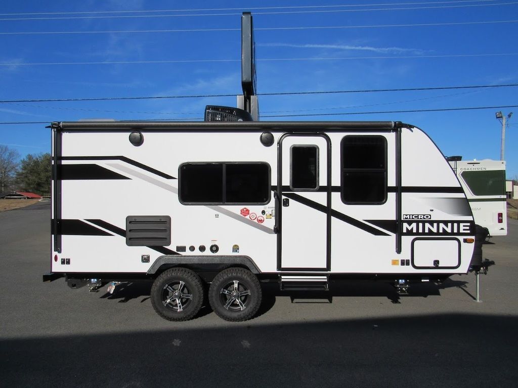 2025 Winnebago Micro Minnie 2108DS RV