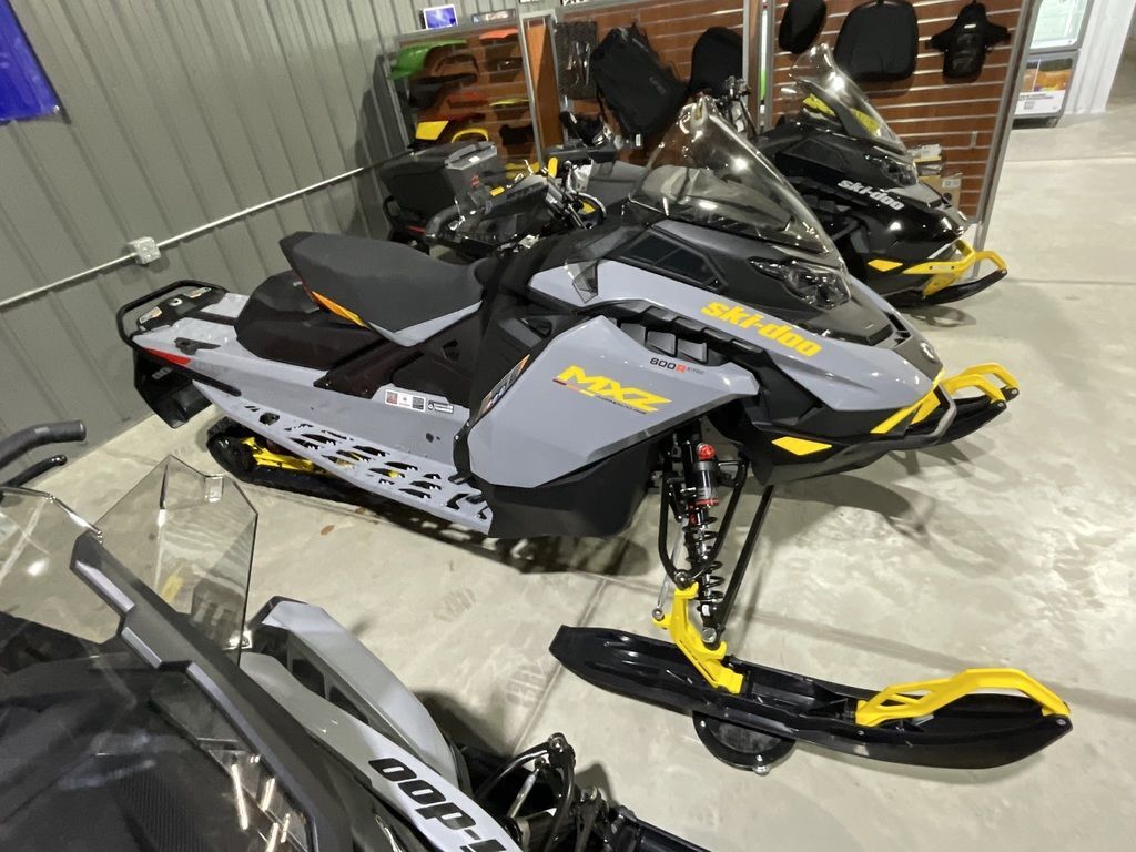 2026 Ski-Doo MXZ® Adrenaline® with Blizzard® Package 600R E-TEC 1 600R E-TEC 129 1.25 in cedar falls IA