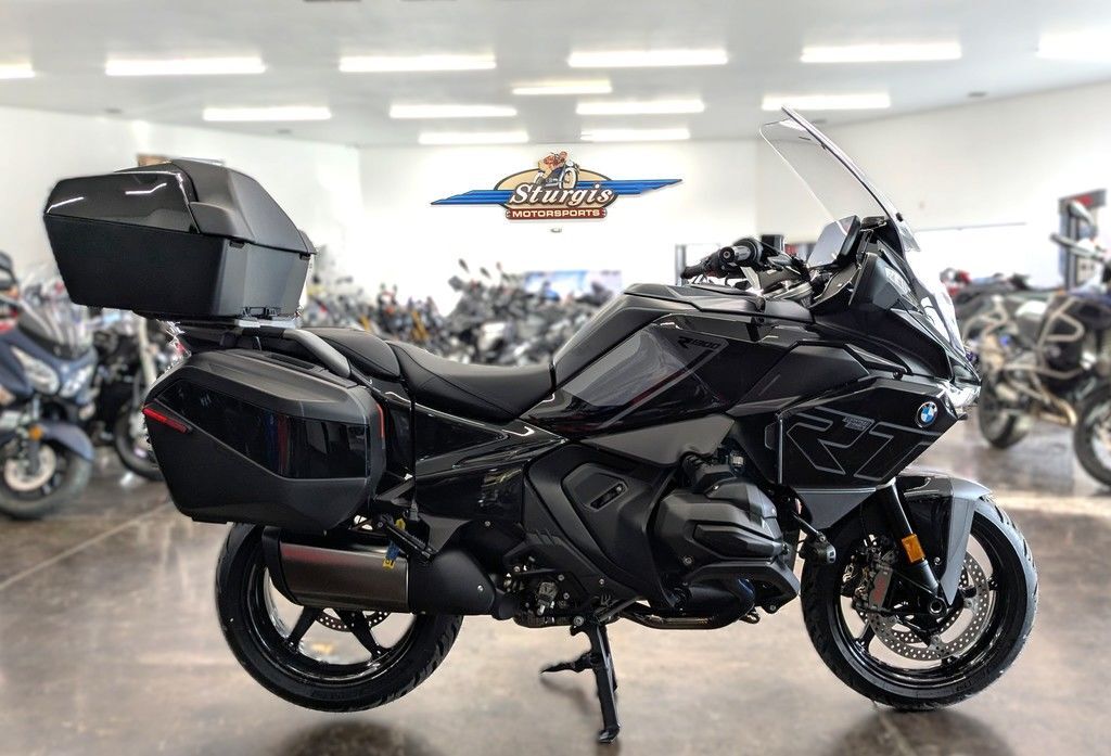 2026 BMW R 1300 RT Triple Black in Sturgis, SD