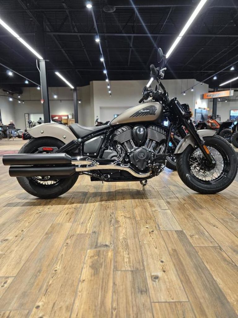 2025 Indian Motorcycle® Chief® Bobber Nara Bronze Smoke BASE in Elyria, OH