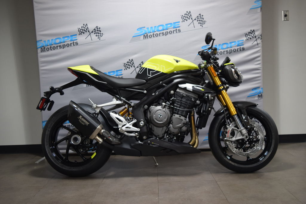 2026 Triumph Speed Triple 1200 RX Triumph Performance Yellow TRIPLE in Louisville, KY