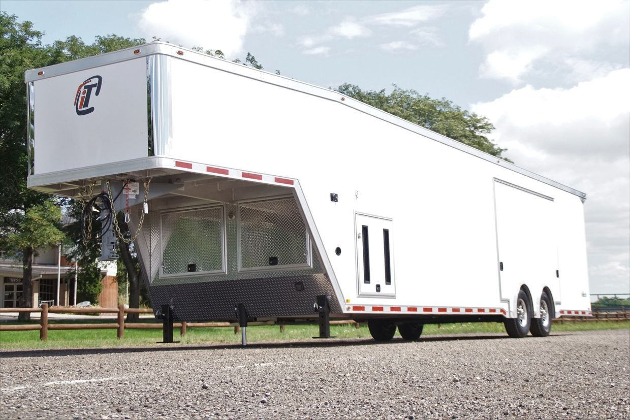2024 INTECH TRAILERS 40' Gooseneck in Oceanside, CA