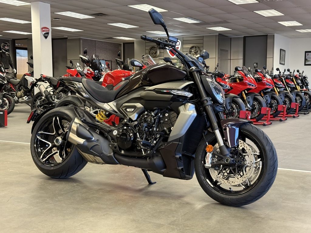 2026 Ducati XDiavel V4 Black Lava V4 in San Antonio, TX