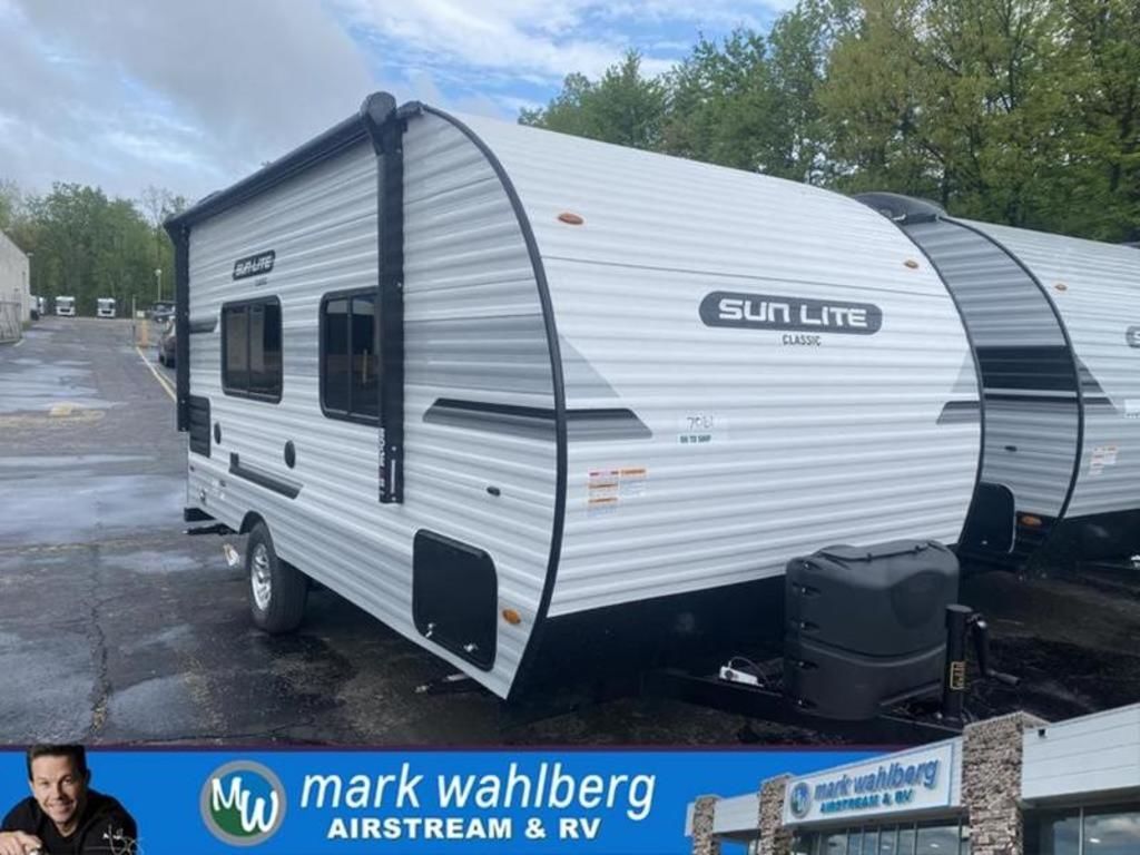 2022 Sunset Park Rv Sun-Lite 18RD RV